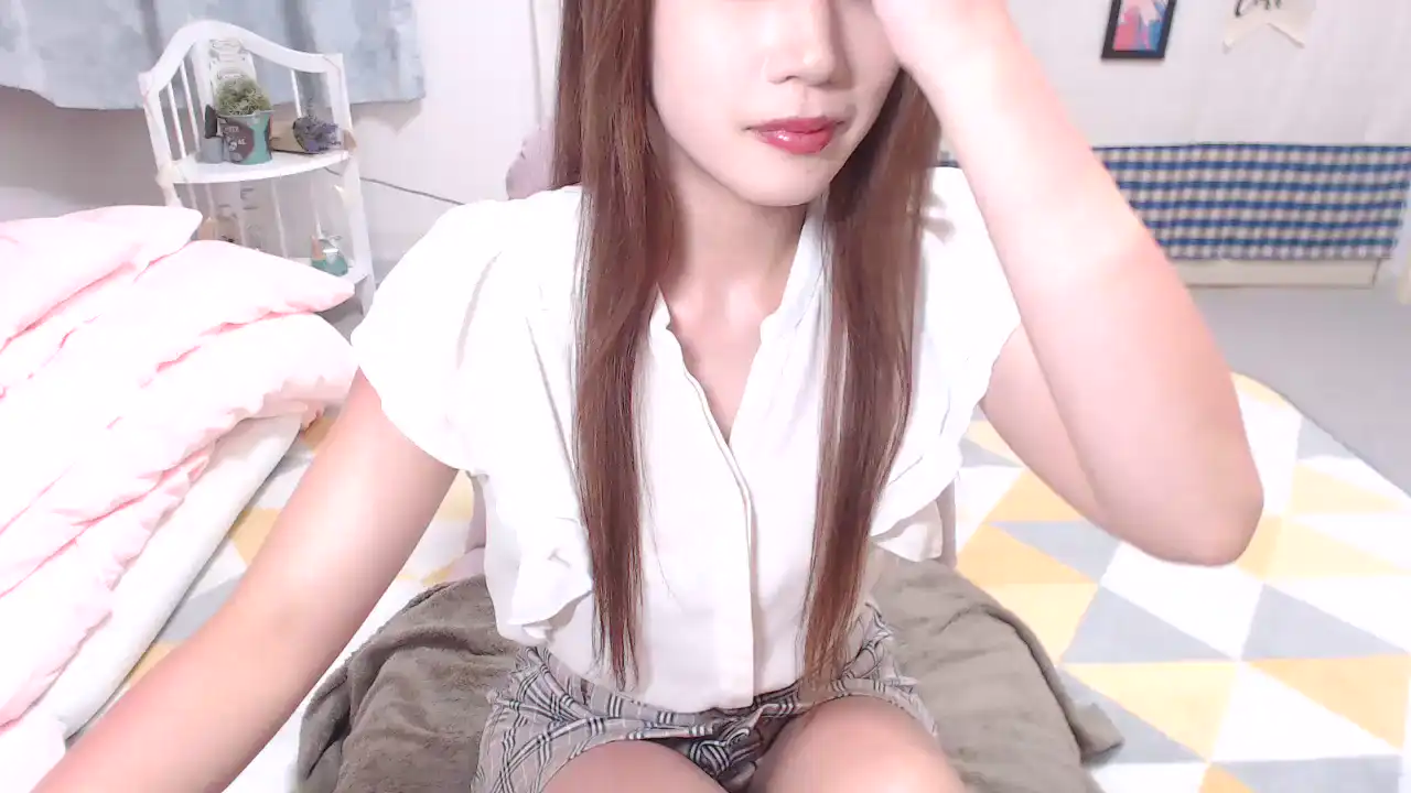 Miyabicn – [Sakuralive] Art Super Fucks Herself – 2025-04-10 04:45:14