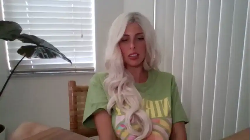 Catberg – [Chaturbate] Camera Busty Panties – 2025-11-15 03:46:22