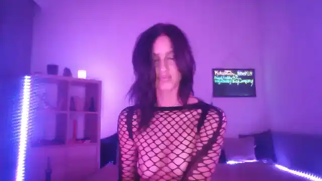 Dakotacox – [Myfreecams] Licking Fantastic Boobs Super – 2025-03-10 23:10:44