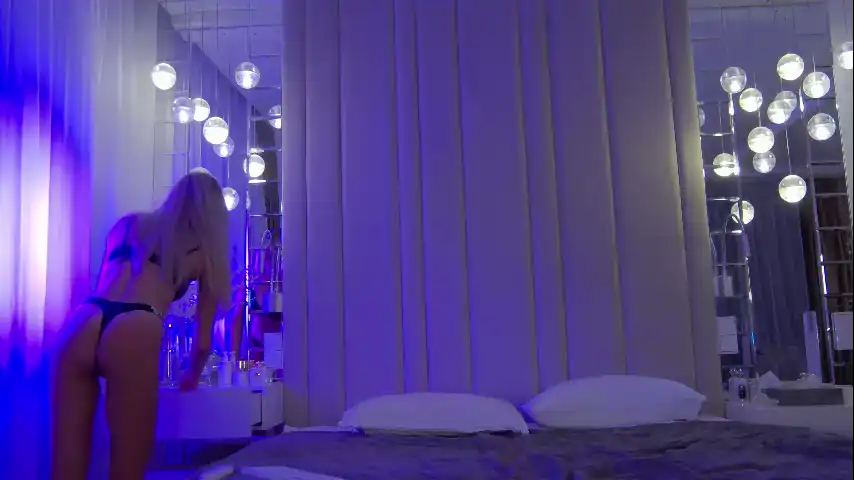 Krissone – [Chaturbate] Hot Parts Only Fun Club Video Spy Video – 2025-02-10 02:48:27