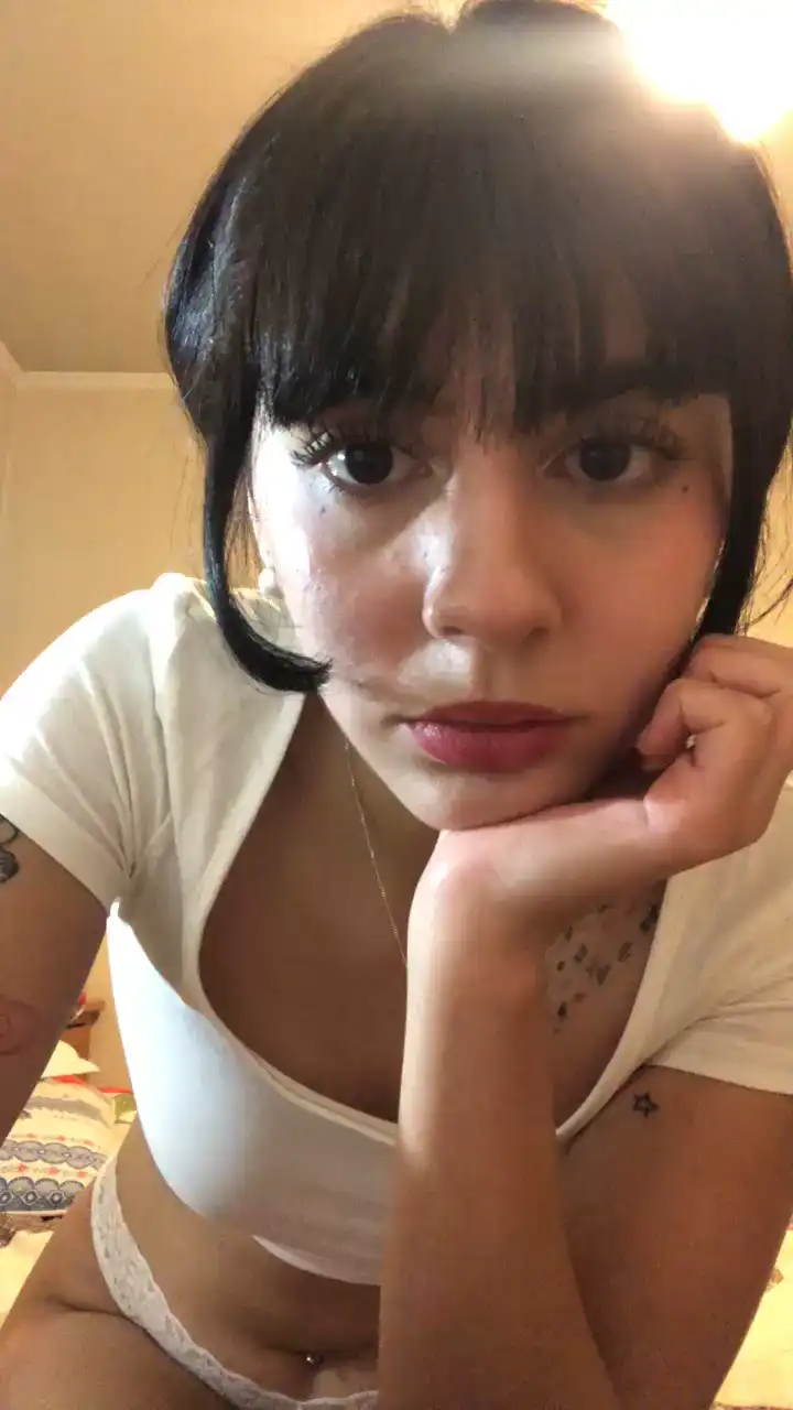 Estrella4332 – [Cam4] Does Everything Spy Beautiful – 2025-10-25 00:13:44