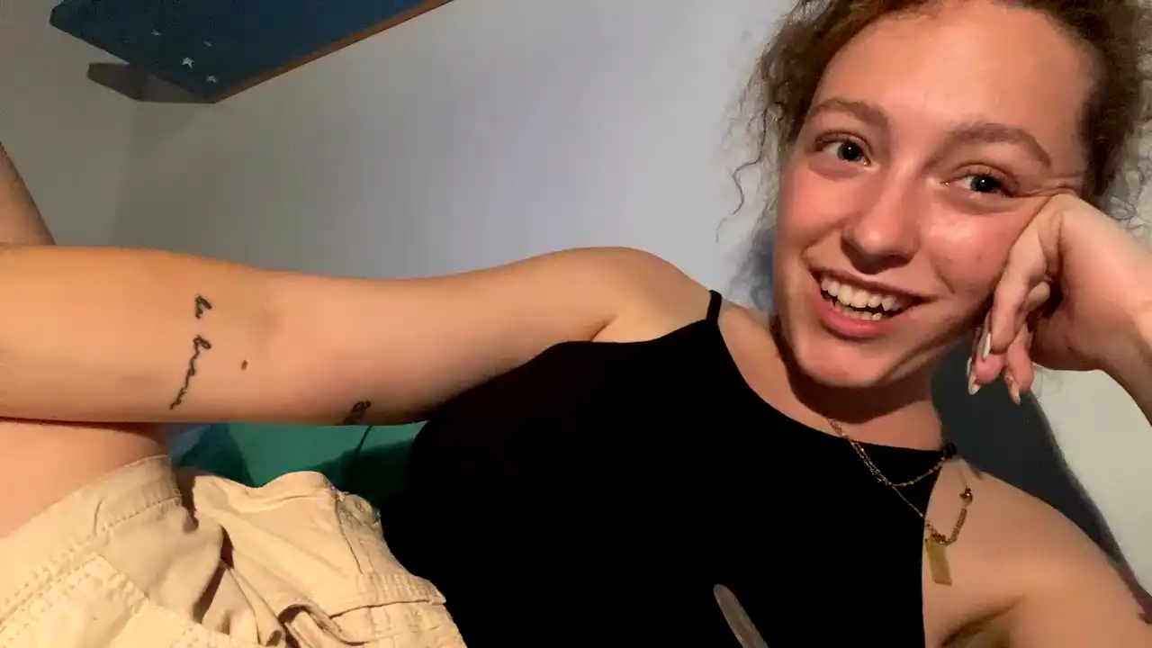 Iswithee – [Amateur.tv] Hot Show Party Horny – 2025-04-01 21:06:11