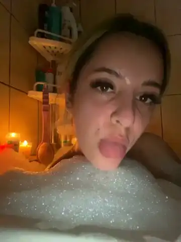 Evierose – [Bongacams] Webcam Model New Video Playful – 2025-04-30 23:44:11