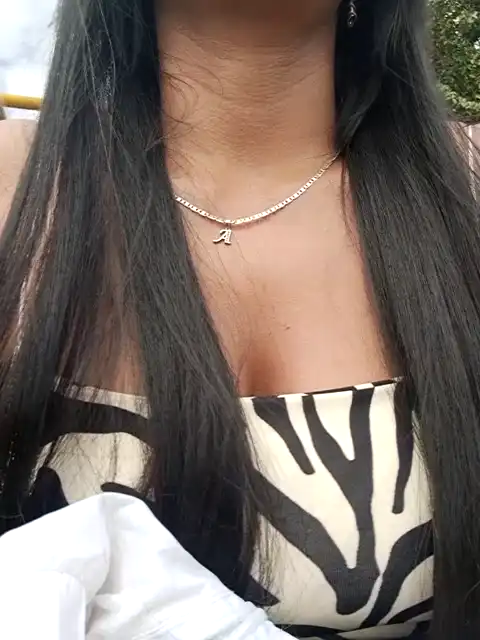 Sarabeckett – [Xlovecam] Awesome Camera First Time – 2026-05-16 23:49:37