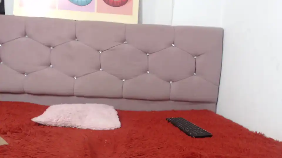 Sarabeckett – [Xlovecam] Sexy Girl Masturbate Shaved – 2025-01-18 06:17:55