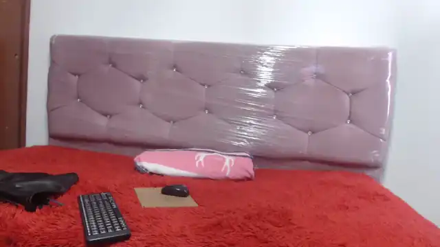 Sarabeckett – [Xlovecam] Home Video Playful Fucking Pussy – 2025-01-27 01:27:16