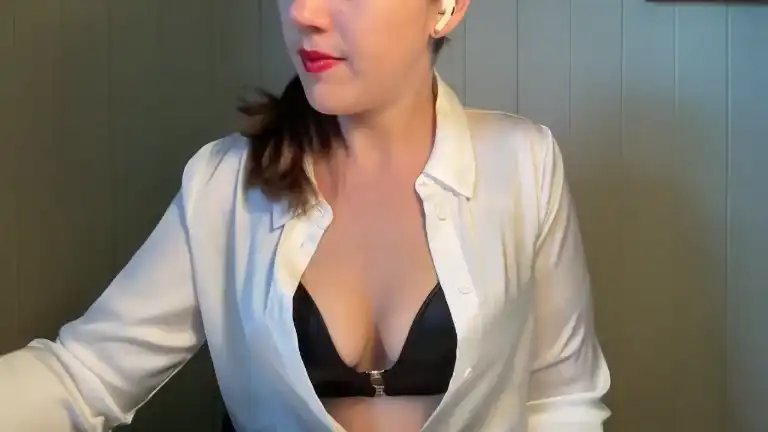 Yesgoddessamora – [Streamate] Nice Cute Webcam Girl Chat – 2026-02-06 22:16:14
