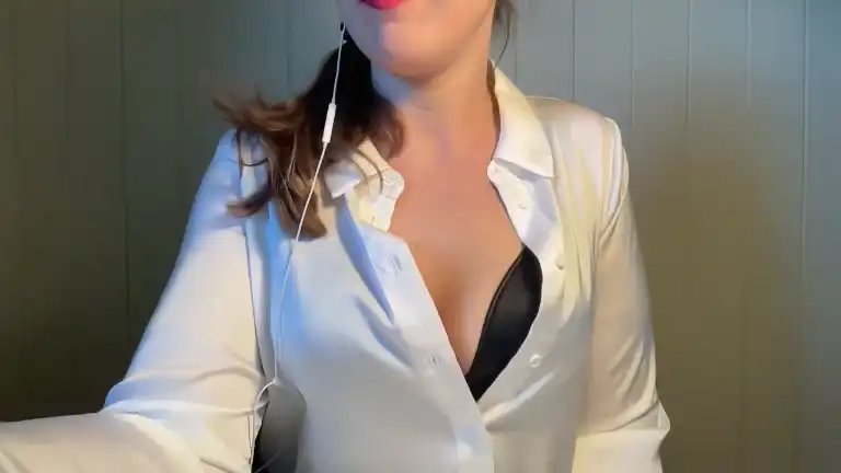 Yesgoddessamora – [Streamate] Hidden Show Pretty Face Roleplay – 2025-02-05 01:55:09