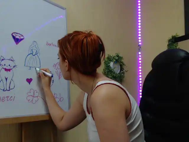 Beautyslim – [Xlovecam] Teases Lush Web Model – 2026-04-02 21:43:16