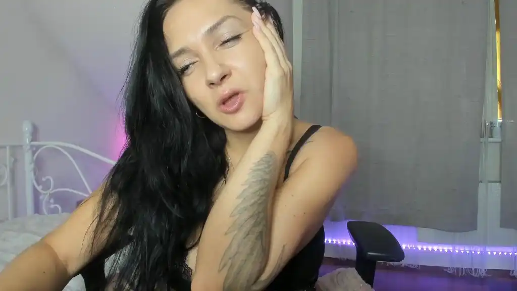 Wampstar – [Showup] Webcam Model Record Only Fun Club Video – 2025-08-13 09:22:15