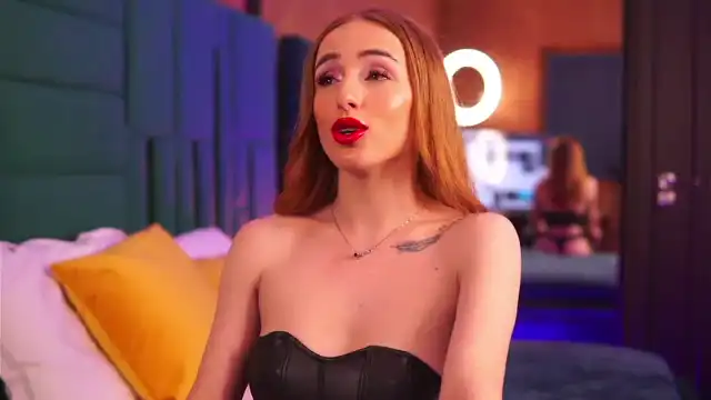 Rubynova – [Myfreecams] Nora Spy Video Panties – 2025-03-24 16:01:41
