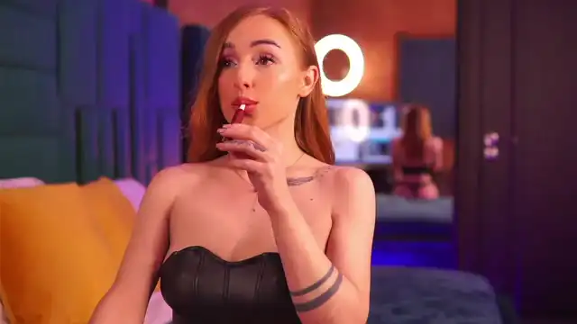 Rubynova – [Myfreecams] Stream Record Cum Doggy – 2025-02-15 08:23:36